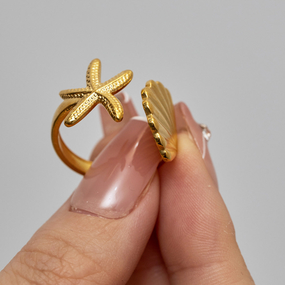 Bague Océan Dorée – Étoile de Mer & Coquillage Ajustable